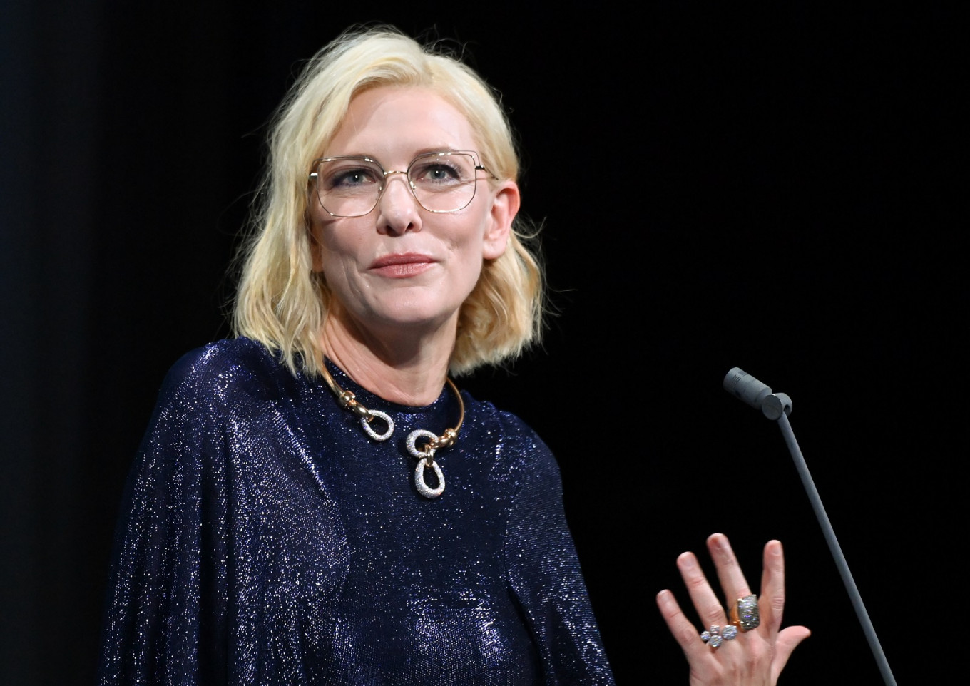 Eksplorasi Seni Akting Cate Blanchett