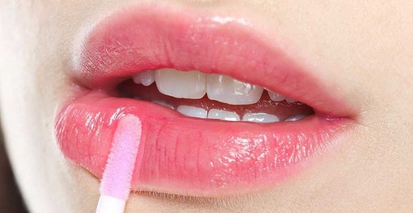 Rekomendasi Lip Serum Untuk Bibir Lembap Di Bulan Puasa