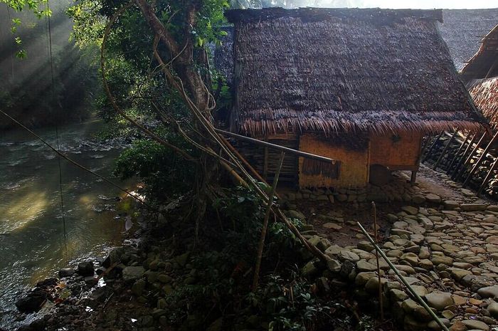 Keunikan Suku Baduy Yang Di Kenal Dengan Kecantikannya