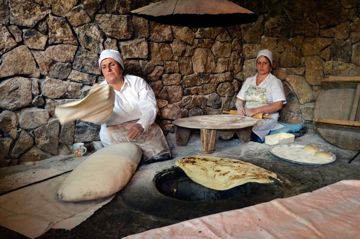 Lavash Bread Makanan Pokok Negara Armenia