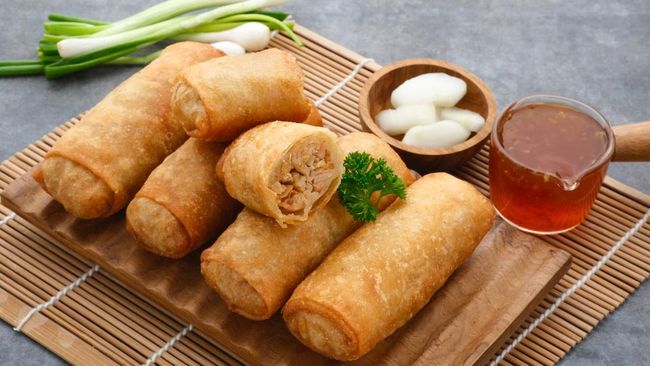 Lumpia Makanan Khas Indonesia Yang Menggugah Selera