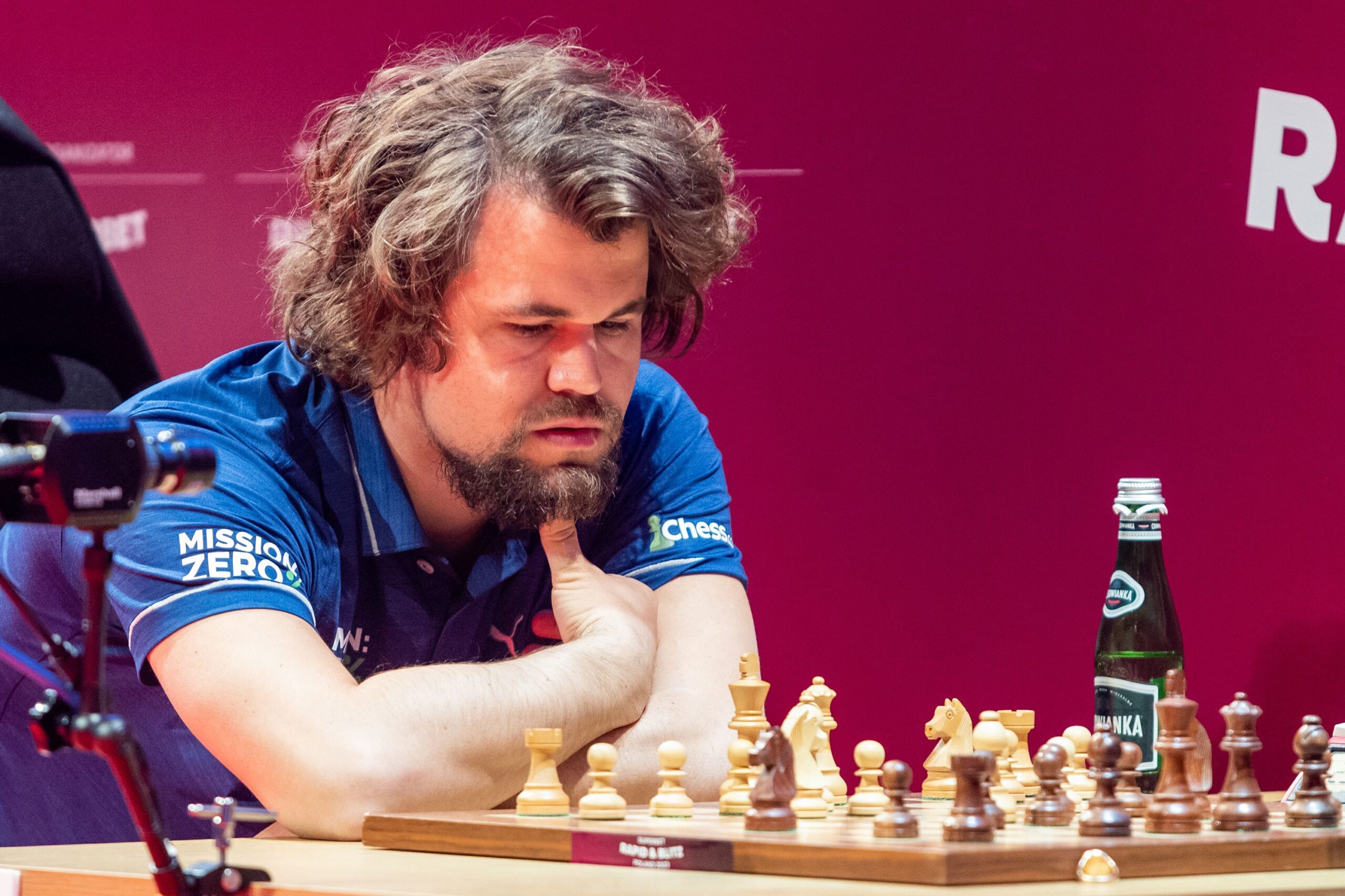 Magnus Carlsen Grandmaster Catur Terhebat Sepanjang Masa