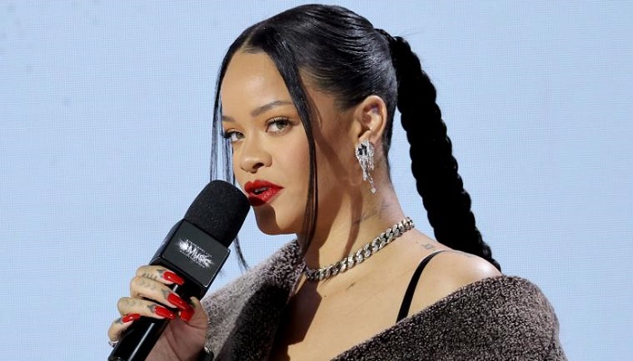 Penyanyi Rihanna Yang Sukses Dan Berhasil Dalam Dunia Bisnis