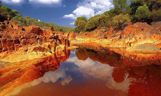 Sungai Rio Tinto Menarik Perhatian Dunia Karena Karakteristiknya