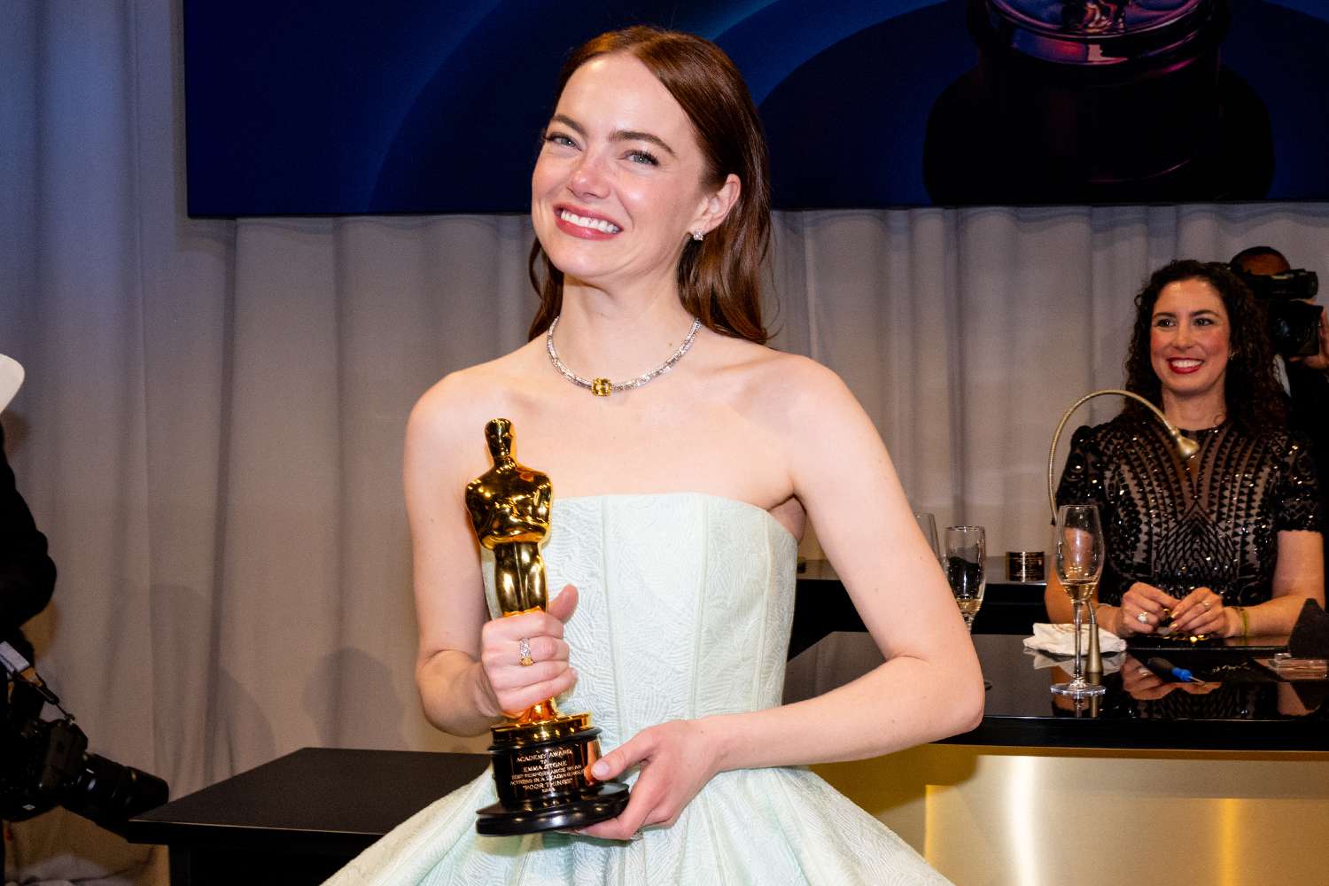 Menaklukkan Hollywood Bakat Dan Kerja Keras Emma Stone