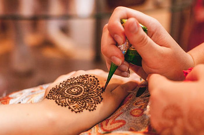 Tips Menghilangkan Henna Di Kuku Dengan Cara Alami