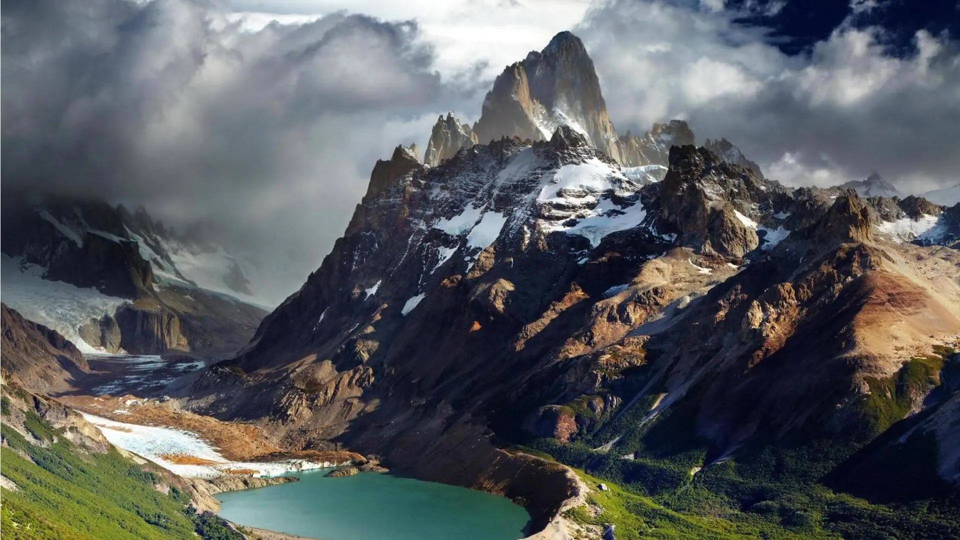 Menjelajahi Keindahan Alam Taman Nasional Patagonia