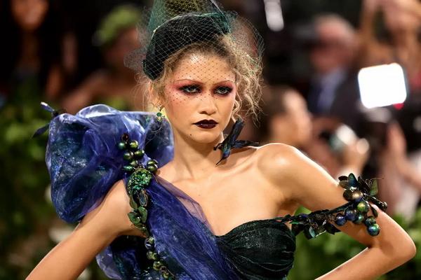 Tema Kontroversial Met Gala 2024 yang Dihadirkan Para Selebritis