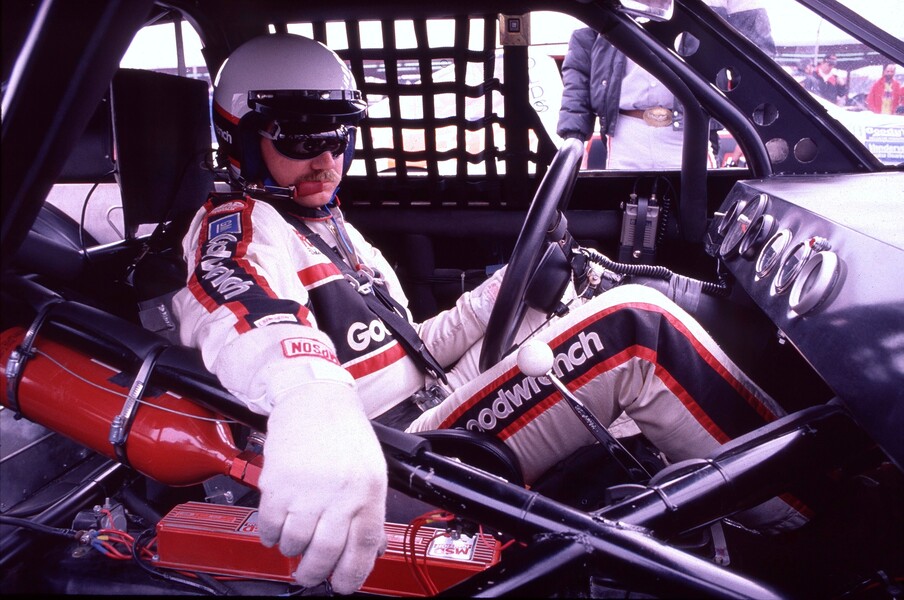 Dale Earnhardt Legenda Balap Nascar Yang Abadi