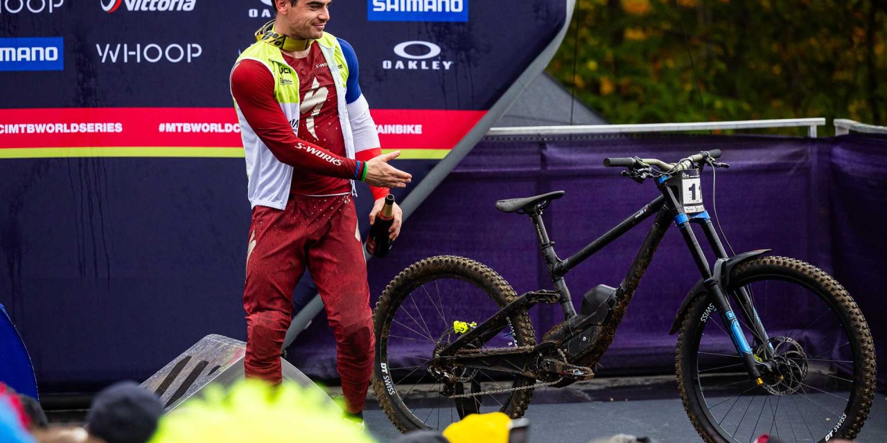 Loïc Bruni Ukir Namanya Jadi Pembalap Downhill Terbaik Dunia