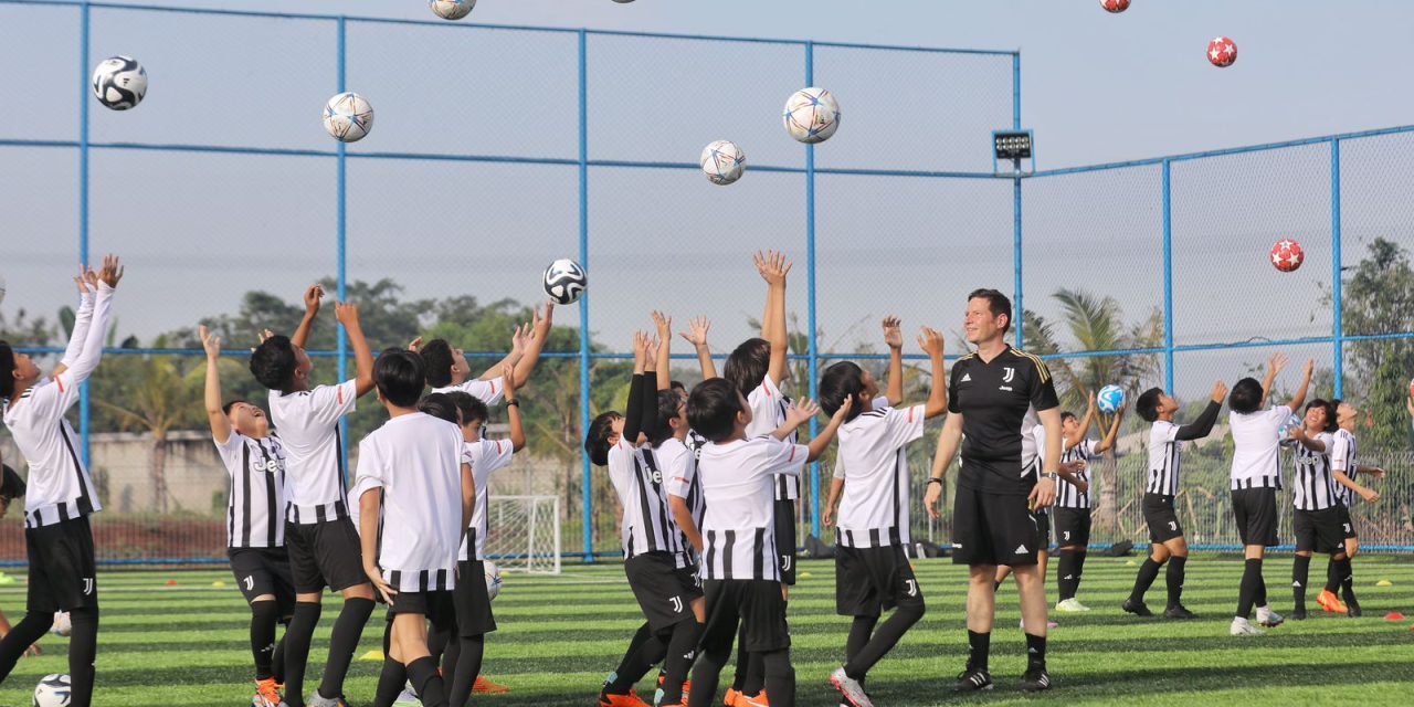 Akademi Sepak Bola, Penting Untuk Pembentukan Bakat Muda