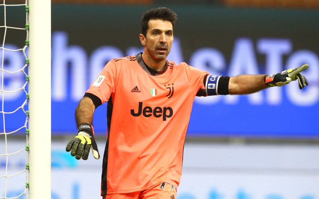 Gianluigi Buffon Kiper Dengan Karir Dan Prestasi Gemilang