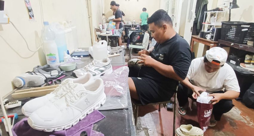Jasa Cuci Sepatu, Usaha Dengan Modal Awal Relatif Terjangkau
