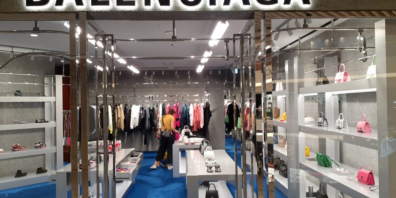 Balenciaga, Brand Para Sultan, Simak Fakta Menariknya
