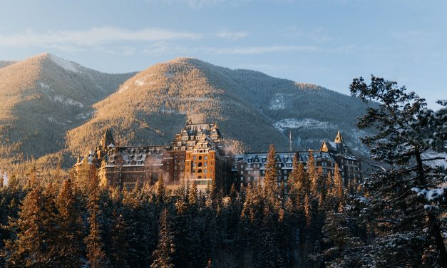 Hotel Banff Springs Penginapan Angker Di Tengah Hutan