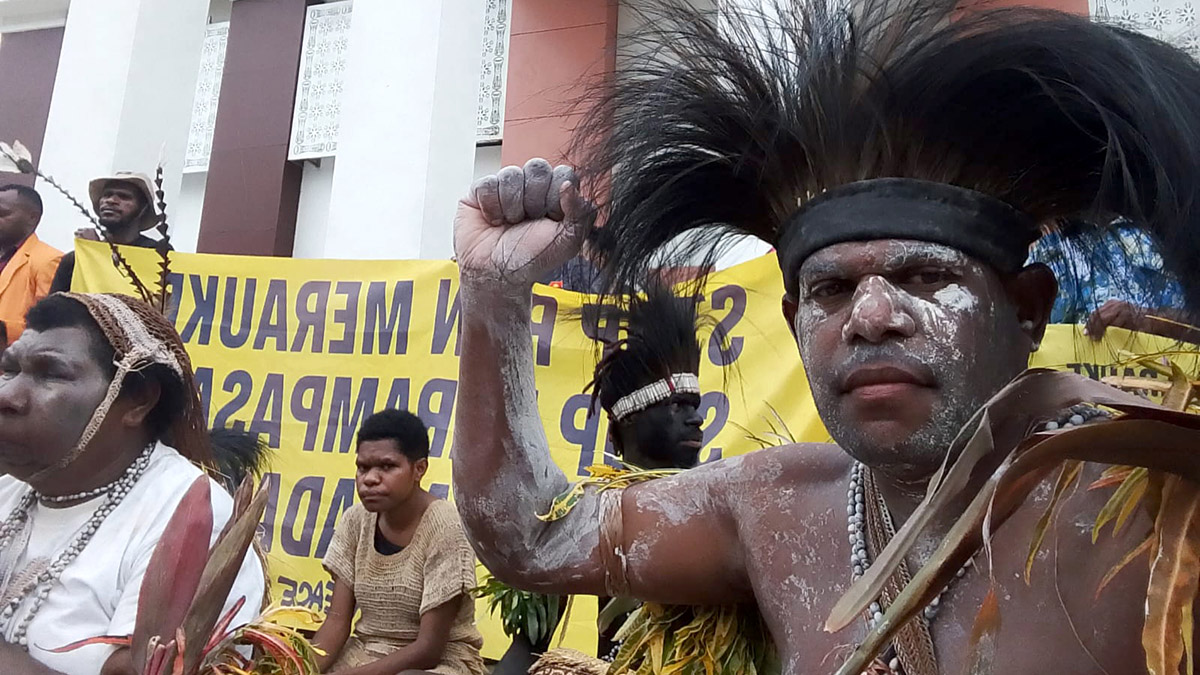 Papua