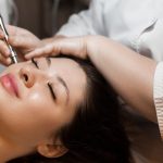 Bahaya Microneedling Sendiri Di Rumah, Ini Ulasan Lengkapnya