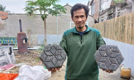 Paving Blok Plastik, Jalan Baru Mengatasi Krisis Sampah Plastik